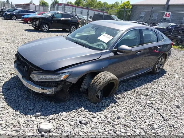 1HGCV2F67JA024069 2018 HONDA ACCORD - Image 2