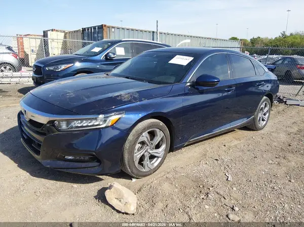 1HGCV2F67JA042829 2018 HONDA ACCORD - Image 2
