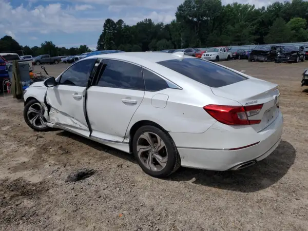 1HGCV2F68JA003800 2018 HONDA ACCORD - Image 2
