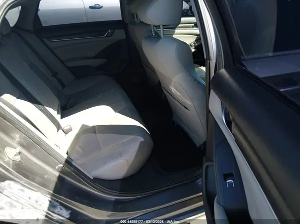 1HGCV2F68JA026204 2018 HONDA ACCORD - Image 8