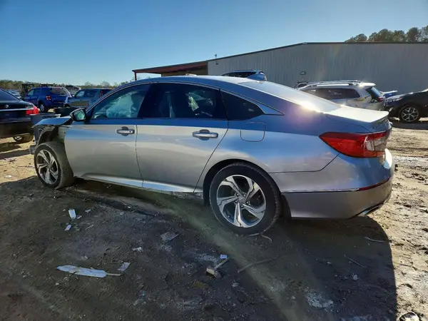 1HGCV2F69JA025823 2018 HONDA ACCORD - Image 2
