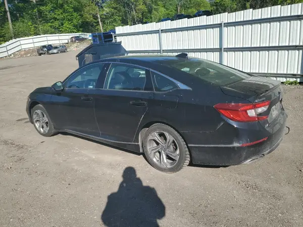 1HGCV2F69JA037728 2018 HONDA ACCORD - Image 2