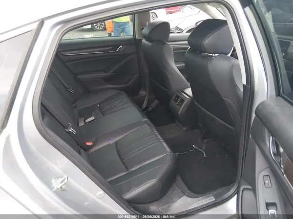 1HGCV2F90JA002831 2018 HONDA ACCORD - Image 8