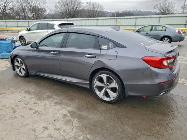 1HGCV2F90JA003073 2018 HONDA ACCORD - Image 2