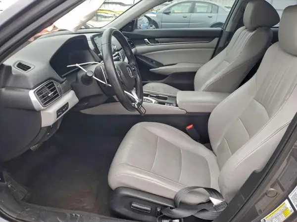 2018 HONDA ACCORD auction photo 7