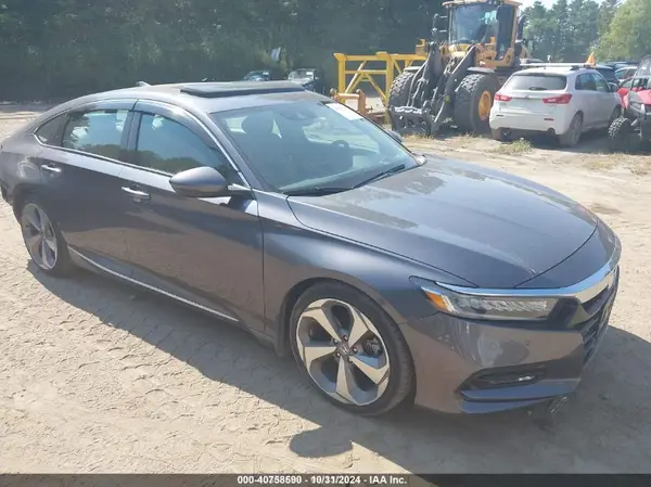 1HGCV2F90JA003493 2018 HONDA ACCORD - Image 1