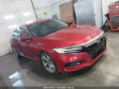 1HGCV2F90JA005924 2018 HONDA ACCORD