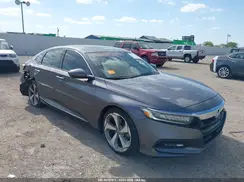 1HGCV2F90JA006667 2018 HONDA ACCORD