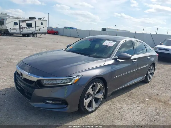 1HGCV2F90JA006667 2018 HONDA ACCORD - Image 2