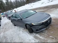1HGCV2F90JA007611 2018 HONDA ACCORD