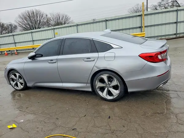 1HGCV2F90JA017507 2018 HONDA ACCORD - Image 2