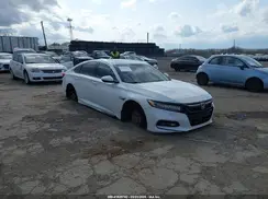 1HGCV2F90JA024862 2018 HONDA ACCORD
