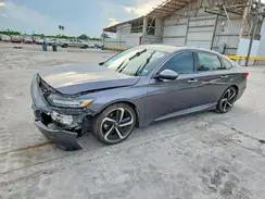 1HGCV2F90JA025039 2018 HONDA ACCORD