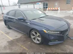 1HGCV2F90JA032170 2018 HONDA ACCORD