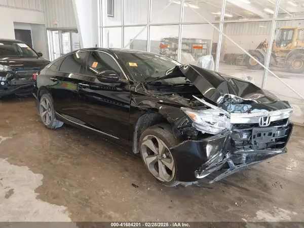 1HGCV2F90JA043170 2018 HONDA ACCORD - Image 1
