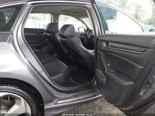 1HGCV2F90JA045517 2018 HONDA ACCORD - Image 8