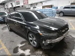 1HGCV2F90JA048045 2018 HONDA ACCORD