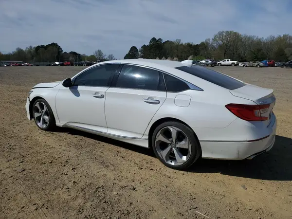 1HGCV2F90JA048336 2018 HONDA ACCORD - Image 2