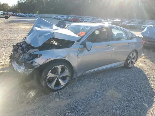 1HGCV2F90JA050930 2018 HONDA ACCORD - Image 1