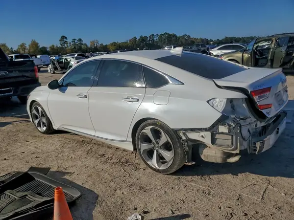 1HGCV2F90JA051852 2018 HONDA ACCORD - Image 2