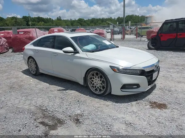 1HGCV2F90KA030274 2019 HONDA ACCORD - Image 1