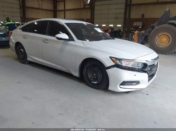 1HGCV2F91JA012395 2018 HONDA ACCORD - Image 1