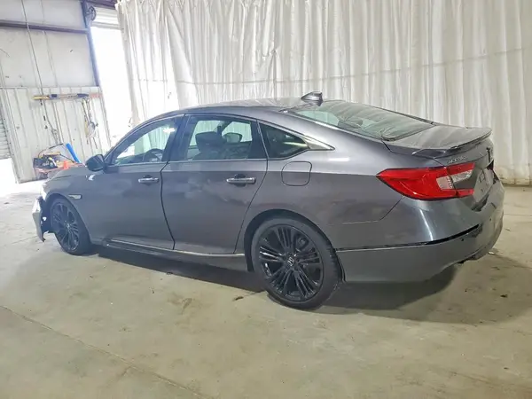 1HGCV2F91JA029794 2018 HONDA ACCORD - Image 2