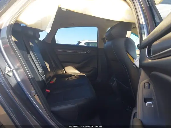 1HGCV2F91JA031867 2018 HONDA ACCORD - Image 8
