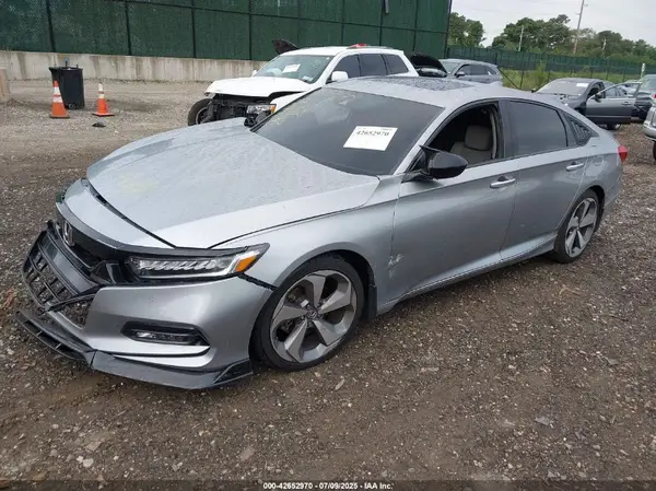 1HGCV2F91JA036535 2018 HONDA ACCORD - Image 2