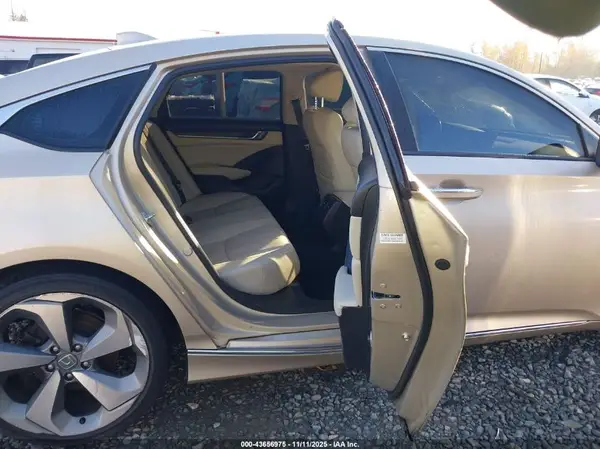 1HGCV2F91JA046823 2018 HONDA ACCORD - Image 8