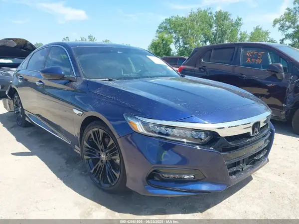 1HGCV2F91JA049527 2018 HONDA ACCORD - Image 1
