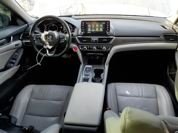 1HGCV2F91JA050063 2018 HONDA ACCORD - Image 8