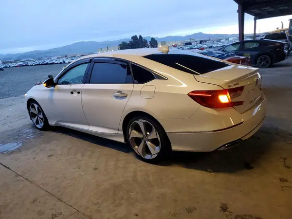1HGCV2F91KA021793 2019 HONDA ACCORD - Image 2