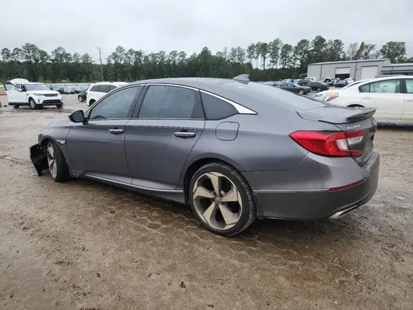 1HGCV2F92JA003060 2018 HONDA ACCORD - Image 2