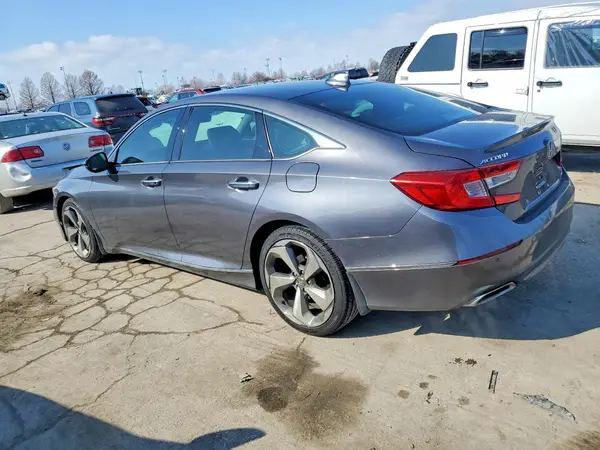 1HGCV2F92JA003494 2018 HONDA ACCORD - Image 2