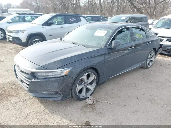 1HGCV2F92JA004919 2018 HONDA ACCORD - Image 2