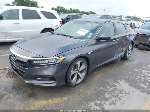 1HGCV2F92JA004984 2018 HONDA ACCORD - Image 2