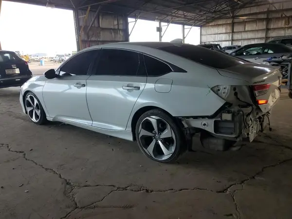 1HGCV2F92JA008050 2018 HONDA ACCORD - Image 2