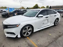 1HGCV2F92JA015385 2018 HONDA ACCORD