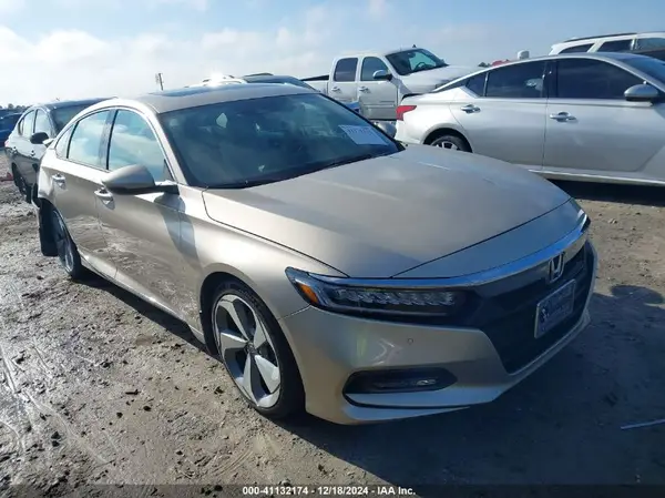 1HGCV2F92JA016181 2018 HONDA ACCORD - Image 1