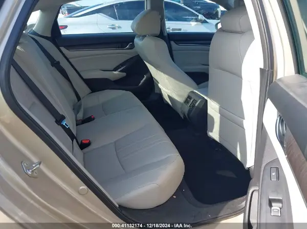 1HGCV2F92JA016181 2018 HONDA ACCORD - Image 8