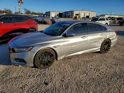 1HGCV2F92JA023907 2018 HONDA ACCORD