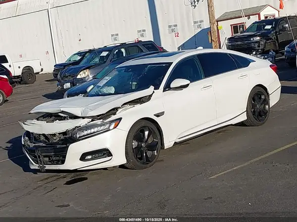 1HGCV2F92JA024247 2018 HONDA ACCORD - Image 2