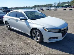 1HGCV2F92JA027472 2018 HONDA ACCORD