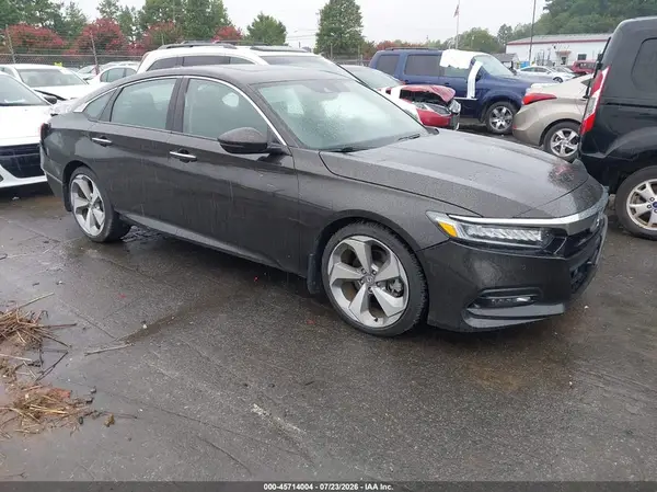1HGCV2F92JA029674 2018 HONDA ACCORD - Image 1