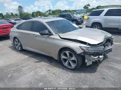1HGCV2F92JA032736 2018 HONDA ACCORD