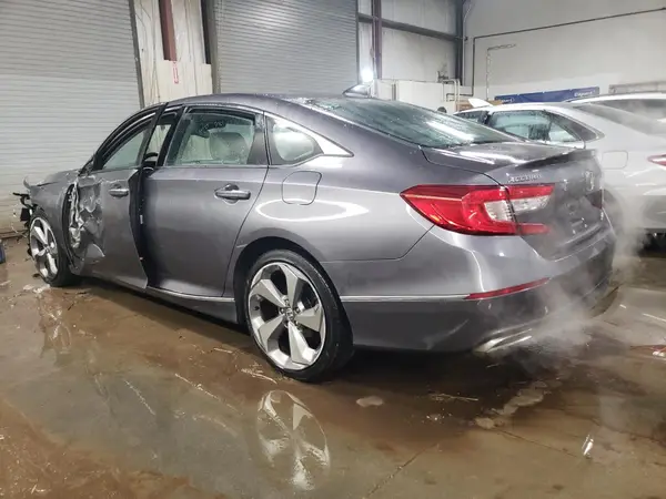 1HGCV2F92JA044806 2018 HONDA ACCORD - Image 2