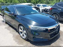 1HGCV2F92JA045034 2018 HONDA ACCORD