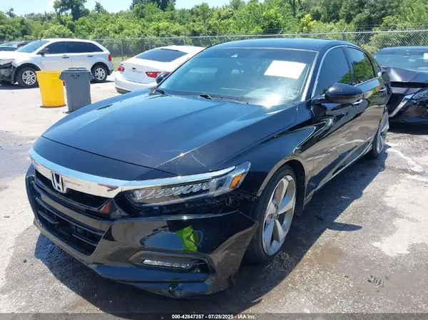 1HGCV2F92JA045034 2018 HONDA ACCORD - Image 2