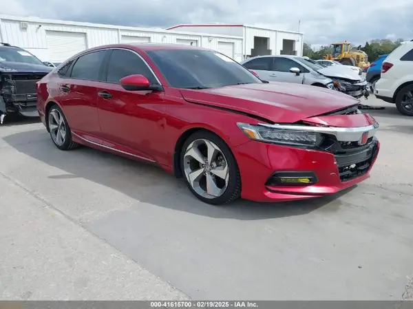 1HGCV2F92JA045602 2018 HONDA ACCORD - Image 1